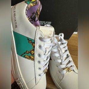 Versace Sneakers NIB Fondo Court 88 leather size 40!